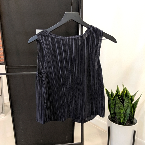 NWOT Mango pleated top Sz XS - Picture 1 of 7